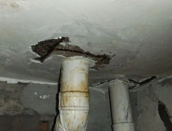 洛阳卫生间漏水维修公司浅析洛阳卫生间渗水维修的方法